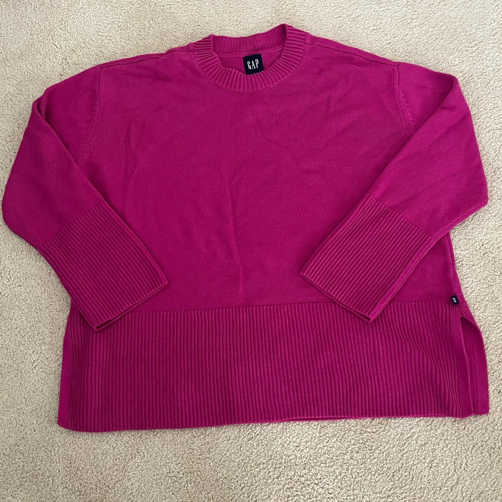 GAP Women's Fuchsia Crew Neck Sweater